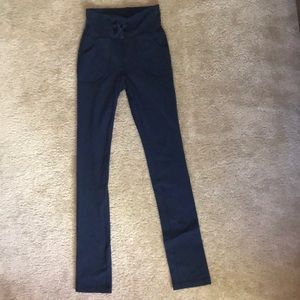 Lululemon skinny will pants